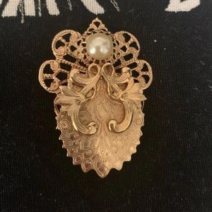 Jane 1998 AOL Pin/Brooch